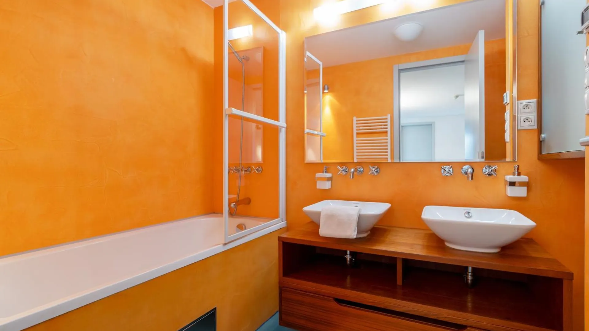 Locelot Premium 2 Floor Apartment With Ac プラハ